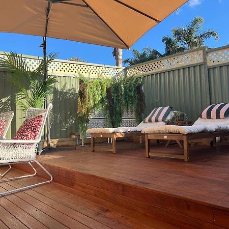 Idyllic Beach Retreat In Seaford Apartment Exterior photo